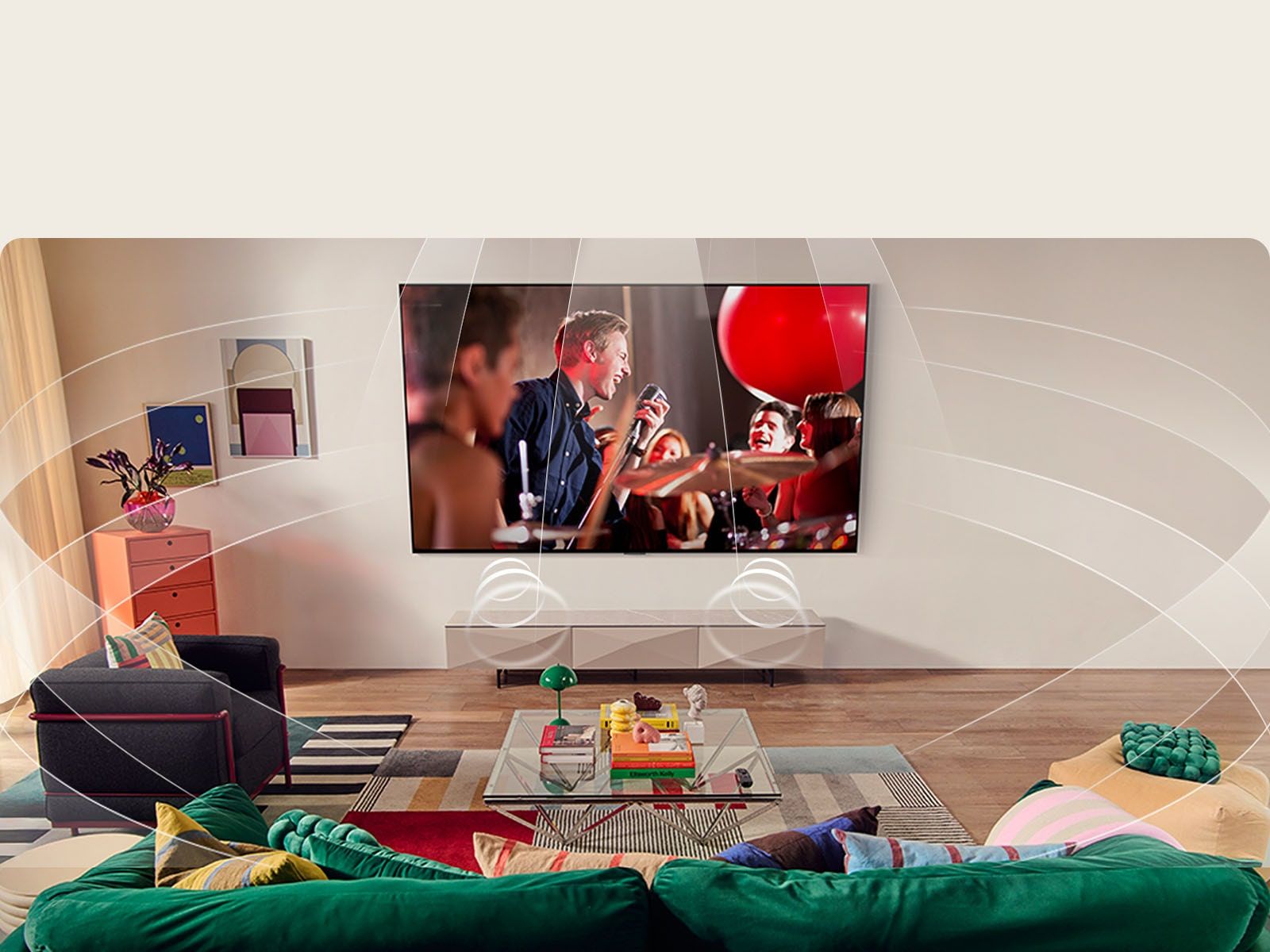 Âm thanh vòm với kênh 9.1.2 ảo toàn diện mang đến âm thanh mạnh mẽ, chất lượng 