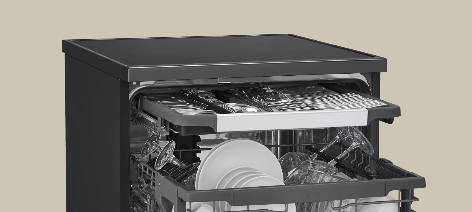 Giàn thứ 3 có thể điều chỉnh độ cao và tạo ra không gian linh hoạt